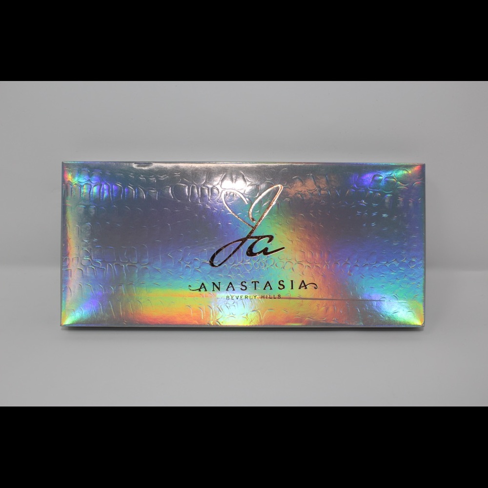 Jackie Aina Anastasia Palette